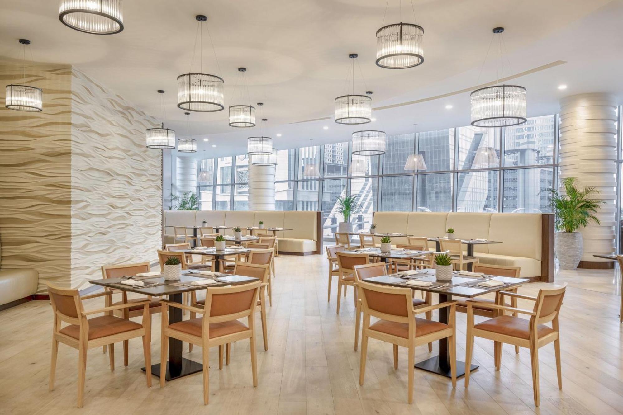 Le Meridien City Center Doha Kültér fotó